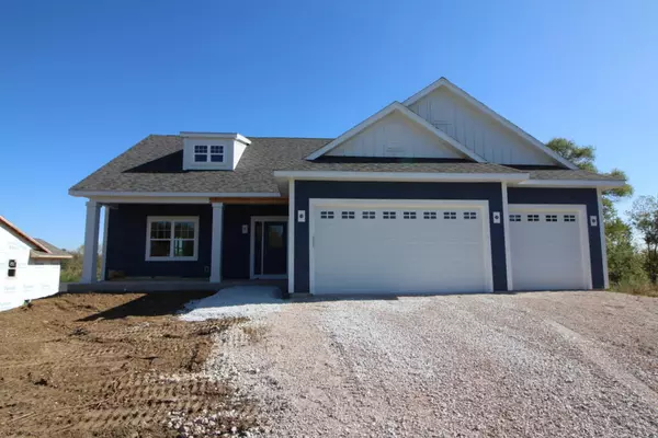 Twin Lakes, WI 53181,1006 Fairway Dr