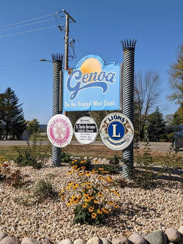 Genoa, WI 54632,407 Upper Walnut St