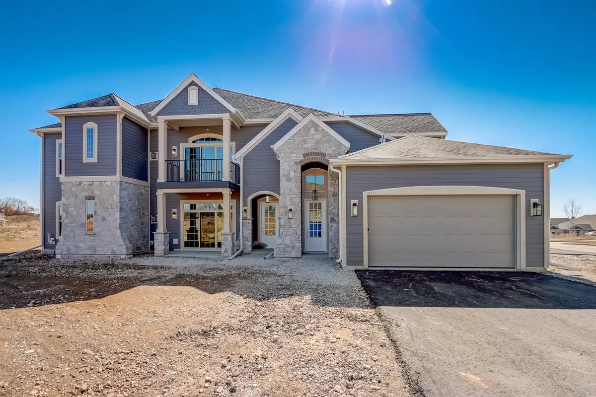 Waukesha, WI 53189,2848 Fox Lake Cir Unit 10/201