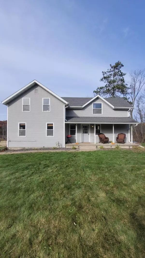 W16160 County Road D -, North Bend, WI 54642