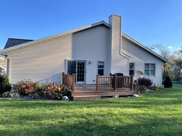 New Holstein, WI 53061,1167 Robins Nest Ct