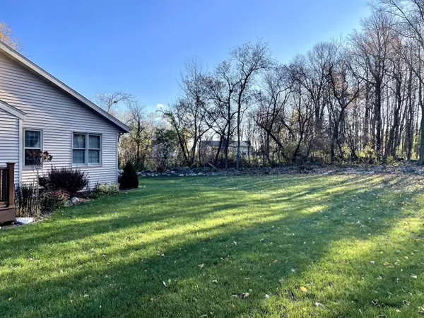 New Holstein, WI 53061,1167 Robins Nest Ct