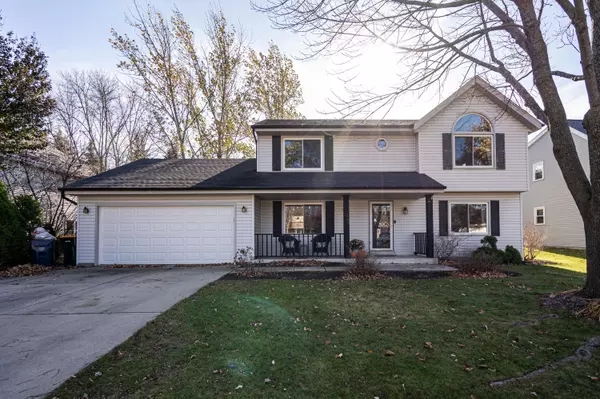 3035 E Emily Ave, Oak Creek, WI 53154