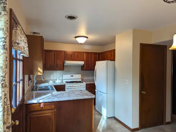 Waukesha, WI 53188,2021 Woodburn Rd Unit A