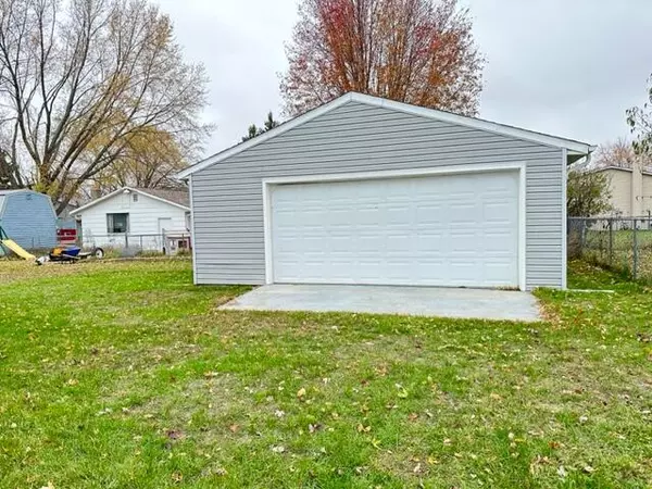 Holmen, WI 54636,211 Ponderosa Dr