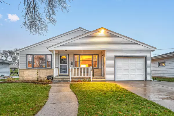 1835 N 27th St, Sheboygan, WI 53081