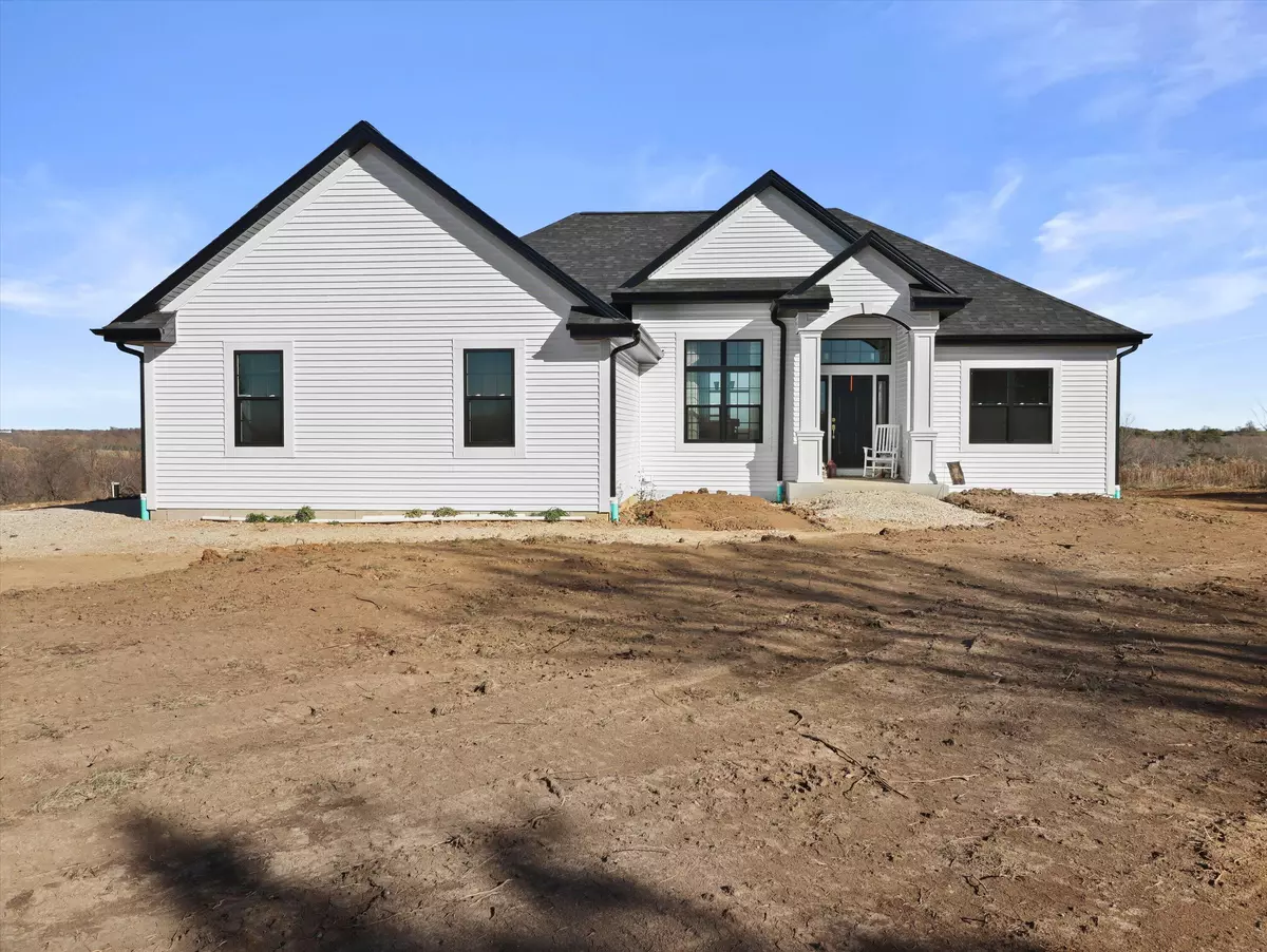 Ixonia, WI 53094,N7452 County Road E -