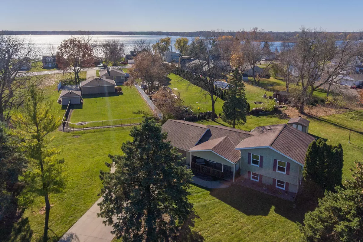 Norway, WI 53185,8122 Waverly Ct