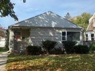 Glendale, WI 53209,5741 N Sievers Pl