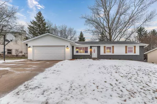 West Bend, WI 53090,1617 Primrose Ln