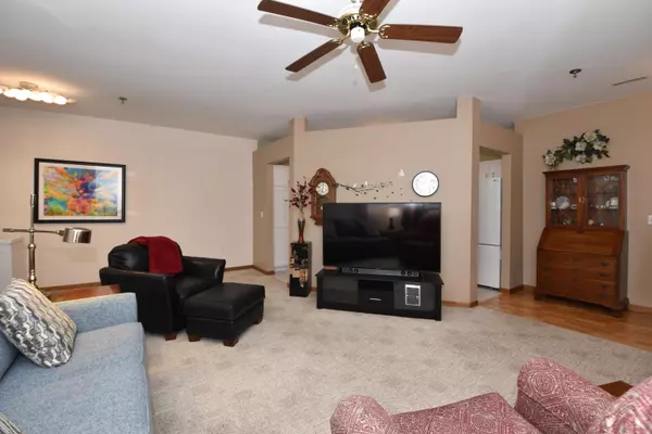 Brookfield, WI 53045,18125 W Wisconsin Ave Unit 102