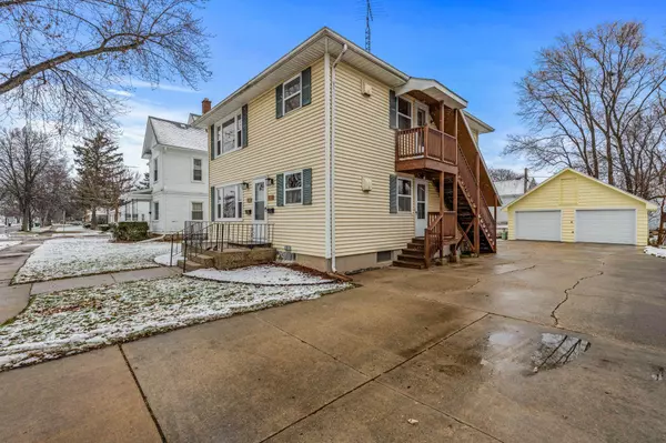 Elkhorn, WI 53121,119 N Washington St Unit 119 1/2