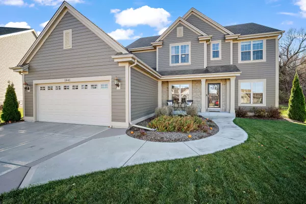 1941 Tumbleweed Cir, West Bend, WI 53095