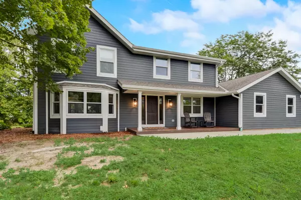 Cedarburg, WI 53024,5703 Oakdale Ct