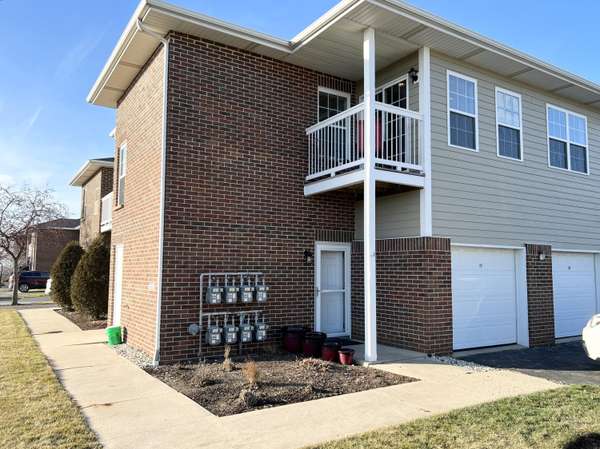 6858 100th Pl Unit FF, Pleasant Prairie, WI 53158