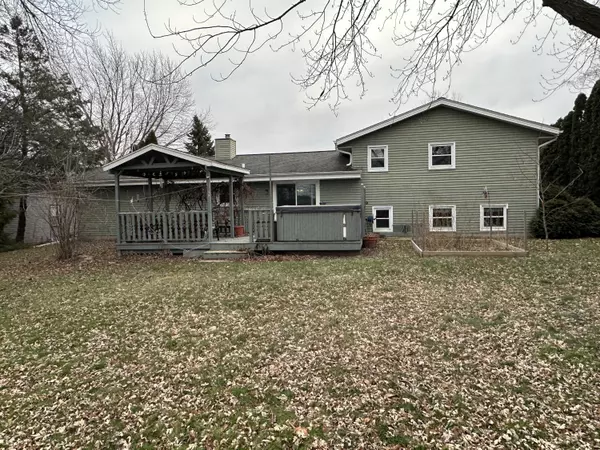 Franklin, WI 53132,3808 W Anita Ln