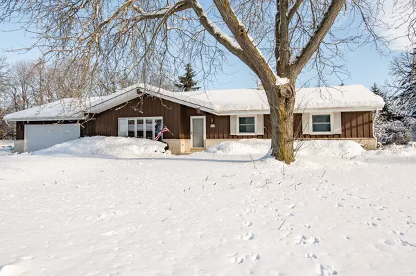 W125S7586 Coventry Ln, Muskego, WI 53150