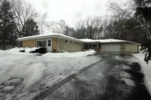 N7543 State Park Rd, Whitewater, WI 53190