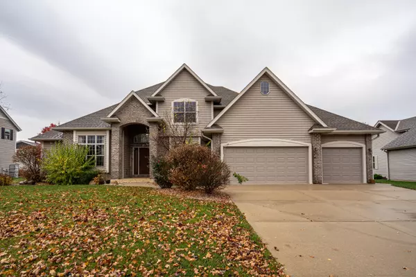 Oak Creek, WI 53154,1038 W Glen Crossing Dr