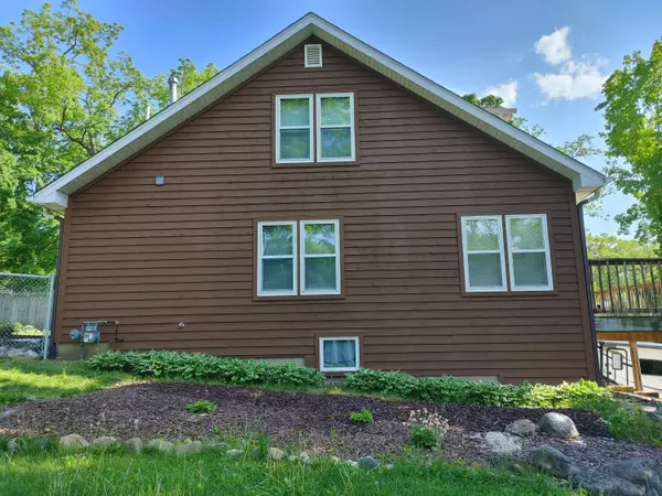 Twin Lakes, WI 53181,583 Oakwood Trl