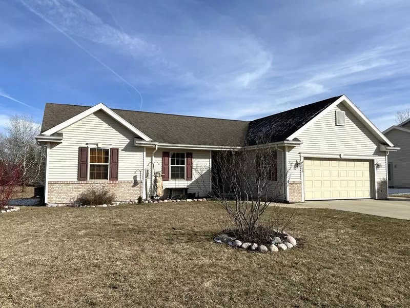 803 Casey Dr, Watertown, WI 53094