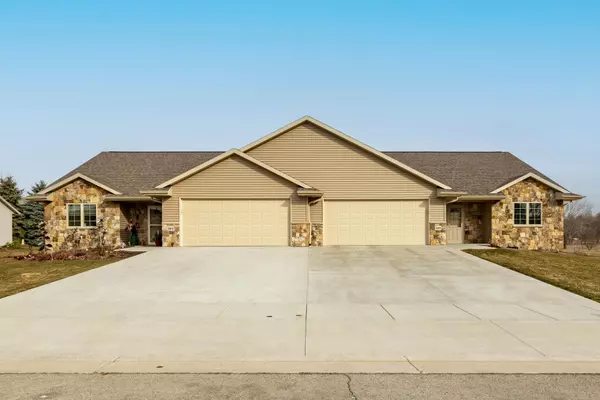 Lomira, WI 53048,300 Clover Ln