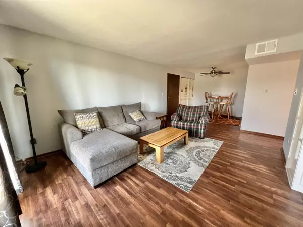 Franklin, WI 53132,10345 W Whitnall Edge Dr Unit 102