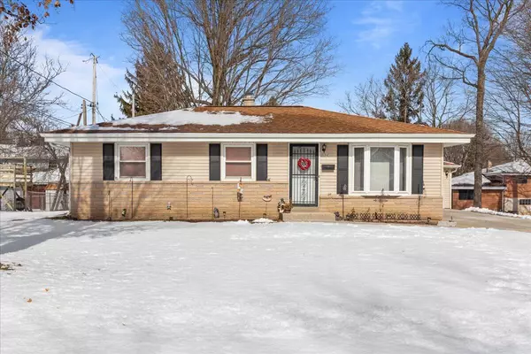 West Bend, WI 53090,1028 Adams St