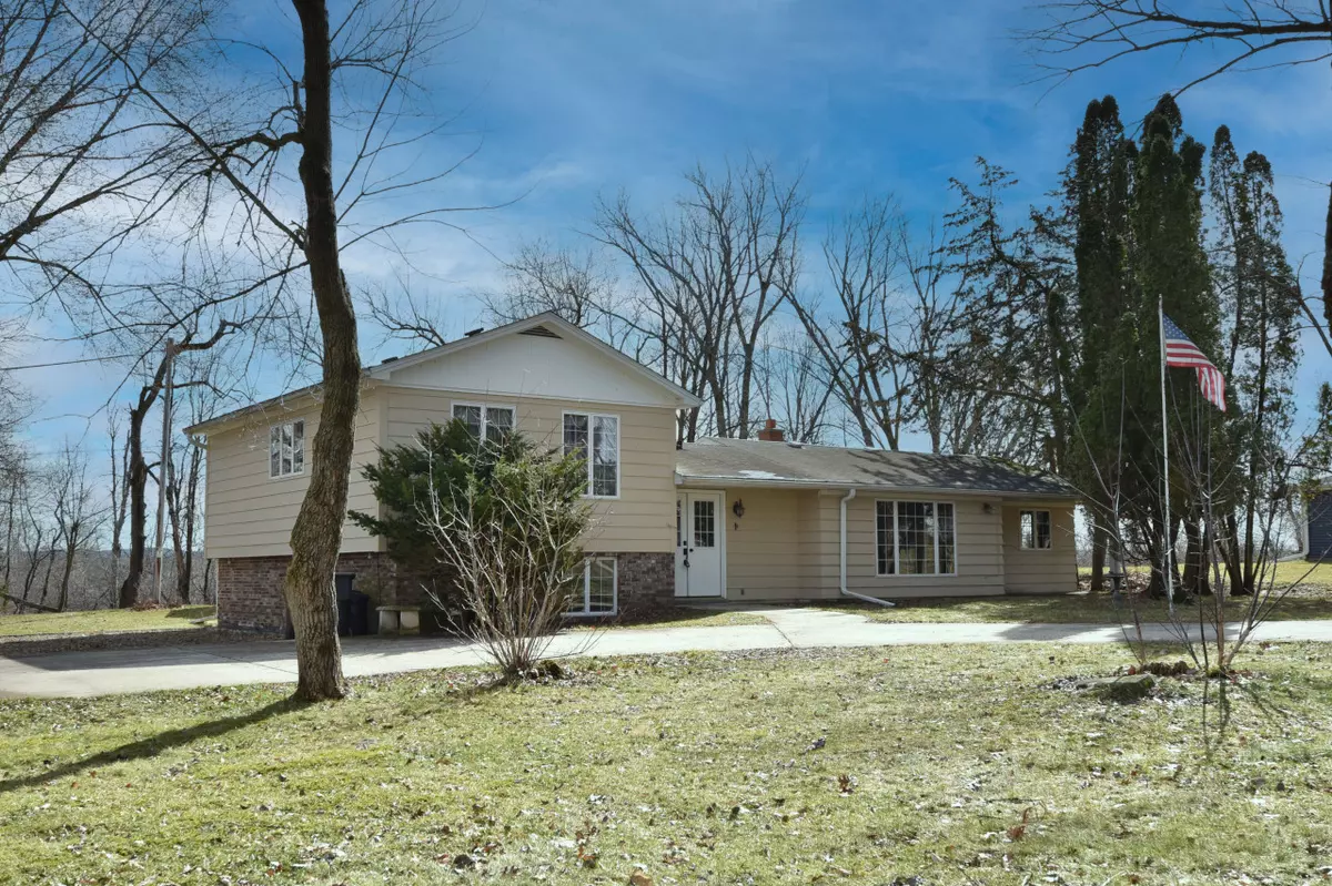 Ottawa, WI 53118,W377S3580 Lake Dr