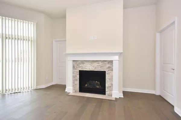 Waukesha, WI 53189,314 Standing Stone Dr Unit 2-4