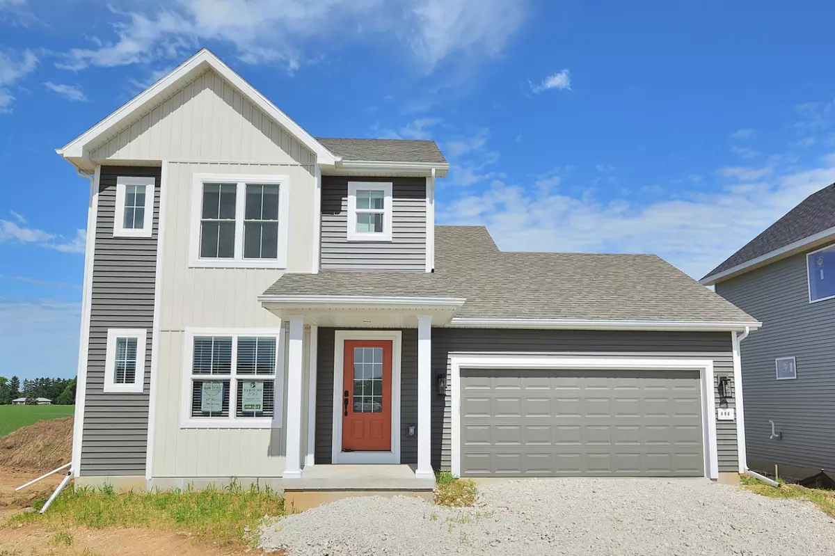 Oconomowoc, WI 53066,806 Burr Oak Ct