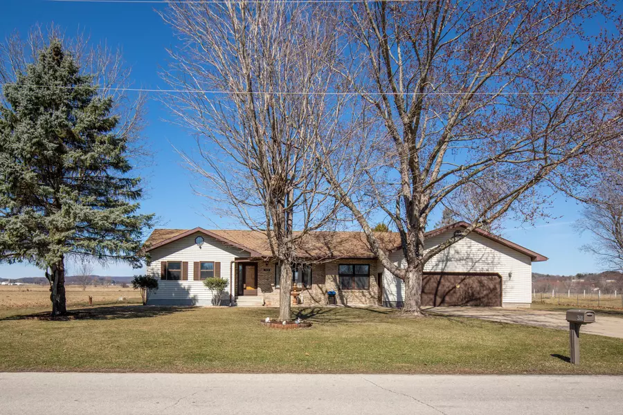 8764 W Division St, Sparta, WI 54656