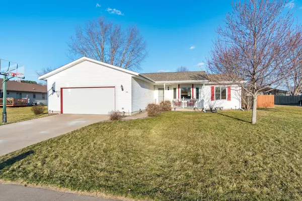 311 Heather Pl, Holmen, WI 54636