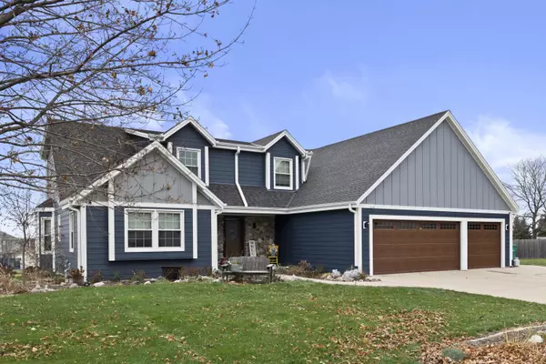 W146N10907 Heritage Pkwy,  Germantown,  WI 53022