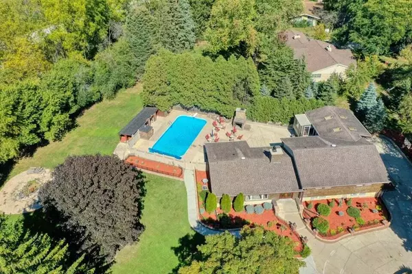 Greendale, WI 53129,5781 Fern Ct