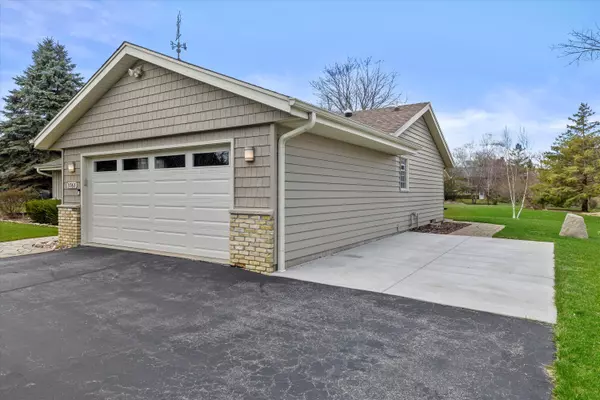 Germantown, WI 53017,W217N9763 White Horse Dr