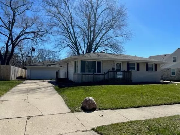 8129 W Green Tree Rd, Milwaukee, WI 53223