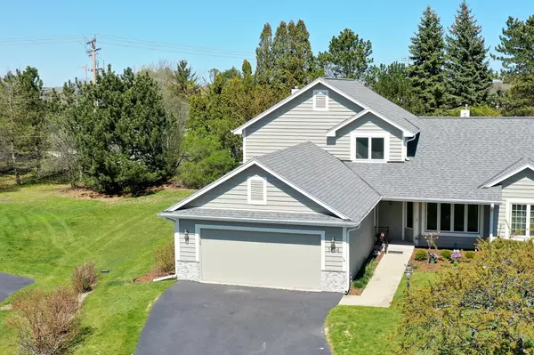 Mequon, WI 53092,1404 De La Warr Cir