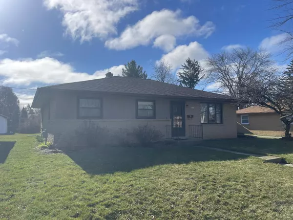 5370 S Merrill Ave, Cudahy, WI 53110