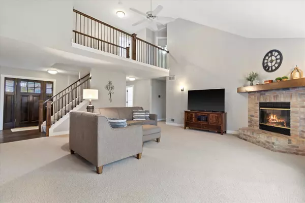 Grafton, WI 53024,382 Streamside Ct