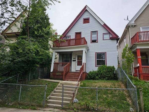 1947 N 37th St, Milwaukee, WI 53208