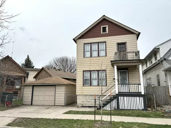 1707 W Burnham St, Milwaukee, WI 53204