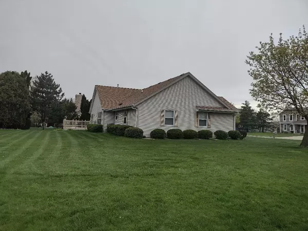 Greenfield, WI 53228,11755 W Whitaker Ave