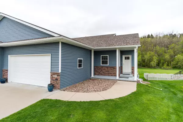 4685 Millatti Ln, La Crosse, WI 54601