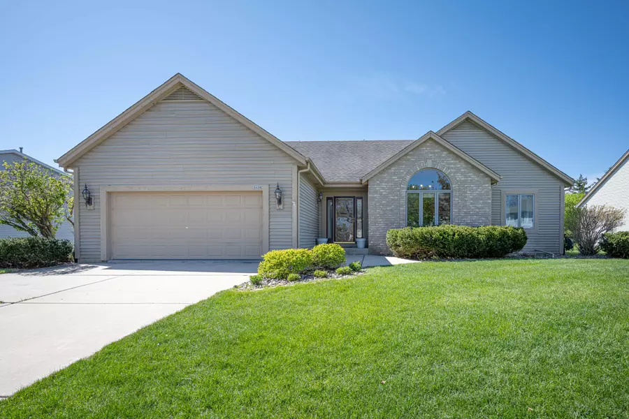 3539 W Dory Dr, Franklin, WI 53132