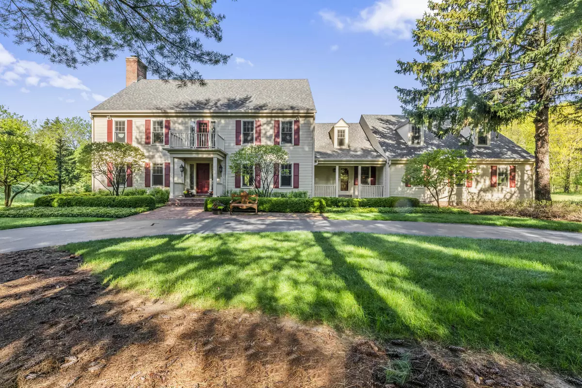 Chenequa, WI 53058,6201 N Woodside Dr