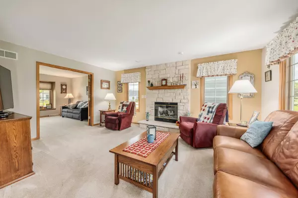 Oconomowoc, WI 53066,610 Majestic View Ln