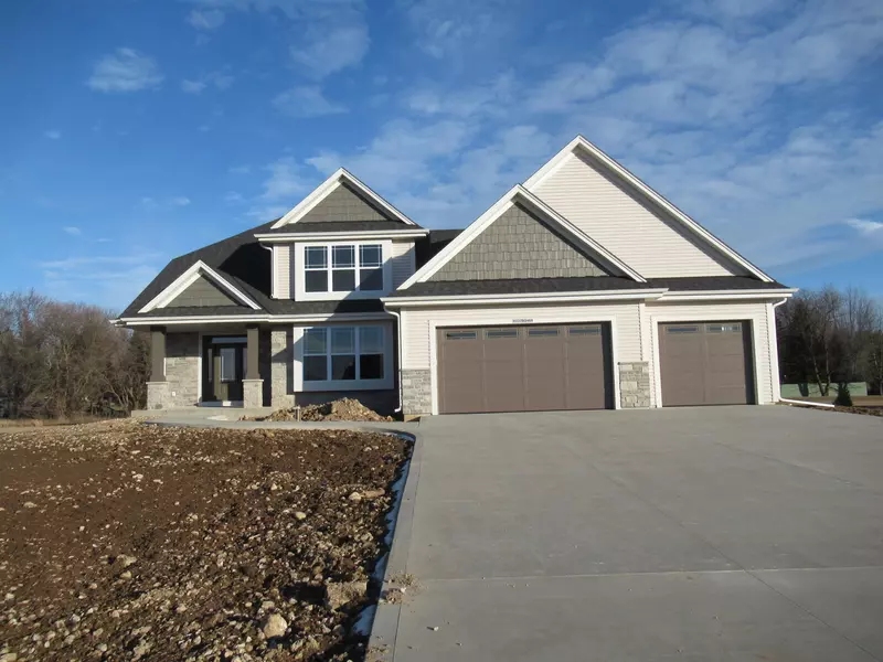 W237N9484 Pebble Brook Way, Lisbon, WI 53017