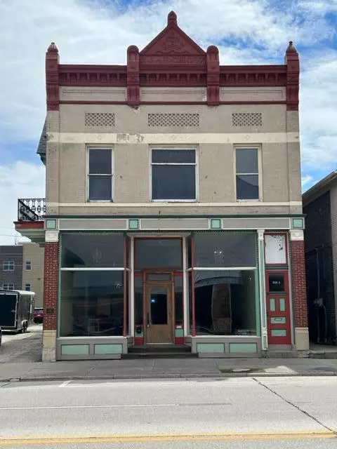 Manitowoc, WI 54220,909 Washington St