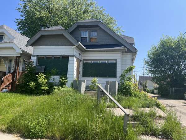 3918 N 23rd St, Milwaukee, WI 53206